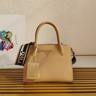 新色登場☆プラダ モノクローム サフィアーノ スモールバッグ本物1BA156/ 1BA155 新色登場☆プラダ モノクローム サフィアーノ スモールバッグ本物1BA156/ 1BA155