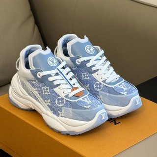即発送 ルイヴィトン スニーカー《RUN 55》ブルー デニム ロゴ vuv73612 即発送 ルイヴィトン スニーカー《RUN 55》ブルー デニム ロゴ vuv73612