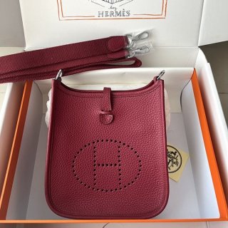 高品質 エルメス エブリン コピーミニ 17 TPM ノワール シルバー erl68564 高品質 エルメス エブリン コピーミニ 17 TPM ノワール シルバー erl68564