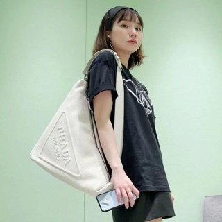 完売必至 プラダ トライアングル コピー キャンバスバッグ puv73882 完売必至 プラダ トライアングル コピー キャンバスバッグ puv73882