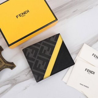 フェンディ FFファブリック 二つ折り財布 本物 すぐお届け fej91310 フェンディ FFファブリック 二つ折り財布 本物 すぐお届け fej91310