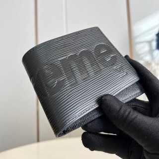 【人気商品】ルイヴィトン シュプリーム コラボ 本物 M67718 ポルトフォイユスレンダー 二つ折り財布 ブラック メンズ 【人気商品】ルイヴィトン シュプリーム コラボ 本物 M67718 ポルトフォイユスレンダー 二つ折り財布 ブラック メンズ