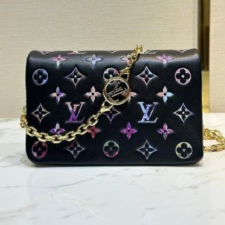 秋冬大セールルイヴィトン ポシェットクッサン ショルダーバッグ 本物 M81693 秋冬大セールルイヴィトン ポシェットクッサン ショルダーバッグ 本物 M81693