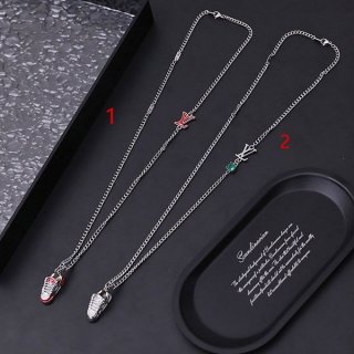 ルイヴィトン ペンダント 本物 トレーナー ネックレス M01388 ルイヴィトン ペンダント 本物 トレーナー ネックレス M01388