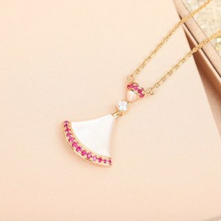 ブルガリ ディーヴァ ドリーム ネックレス 本物 Buq56561 ブルガリ ディーヴァ ドリーム ネックレス 本物 Buq56561