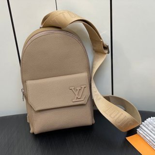可愛いルイヴィトン 本物 パイロットスリングバッグ M23765 可愛いルイヴィトン 本物 パイロットスリングバッグ M23765
