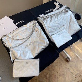 シャネル CCロゴ ハンドバックコピー★大きいサイズと小さいサイズ shg96932 シャネル CCロゴ ハンドバックコピー★大きいサイズと小さいサイズ shg96932