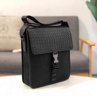 ボッテガヴェネタ コピー イントレチャートレザー スモールショルダーバッグ bok91879 ボッテガヴェネタ コピー イントレチャートレザー スモールショルダーバッグ bok91879