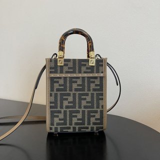 フェンディ ブラウン FF ファブリックミニバッグ 本物 fev32185 フェンディ ブラウン FF ファブリックミニバッグ 本物 fev32185