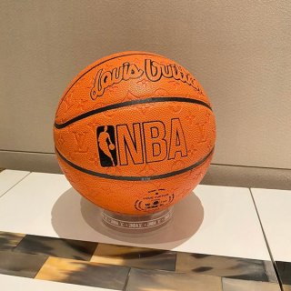 ☆お家を華やかに☆ルイヴィトン 本物 バスケットボール 限定品 GI0665