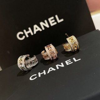 <最新で絶対欲しい>シャネル CC ピアス 本物 ダイヤモンド shp37805 <最新で絶対欲しい>シャネル CC ピアス 本物 ダイヤモンド shp37805