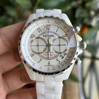 完売人気☆上品シャネル J12 時計 本物41mm ホワイト she72430 完売人気☆上品シャネル J12 時計 本物41mm ホワイト she72430