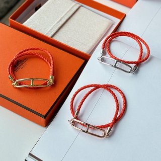 エルメス チョーカーにも ロウリス 本物 レザーダブルブレスレット ero17993 エルメス チョーカーにも ロウリス 本物 レザーダブルブレスレット ero17993