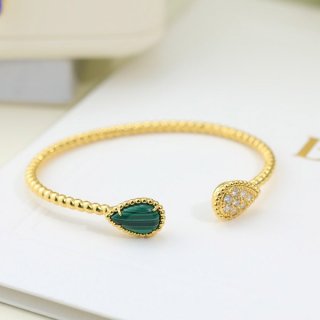 《大人気》ブシュロン コピー セルパンボエム ツイン モチーフ バングル JBT00941 《大人気》ブシュロン コピー セルパンボエム ツイン モチーフ バングル JBT00941