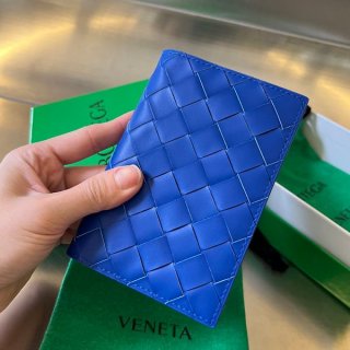 使い勝手良し ボッテガヴェネタ パスポートケース 本物 bos26058 使い勝手良し ボッテガヴェネタ パスポートケース 本物 bos26058