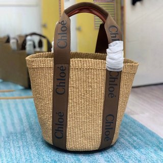 関税負担なし クロエ woody 本物 かごバッグ ☆ラフィアトートバッグ☆送料込 かごバッグ ウッディ chc72820 関税負担なし クロエ woody 本物 かごバッグ ☆ラフィアトートバッグ☆送料込 かごバッグ ウッディ chc72820