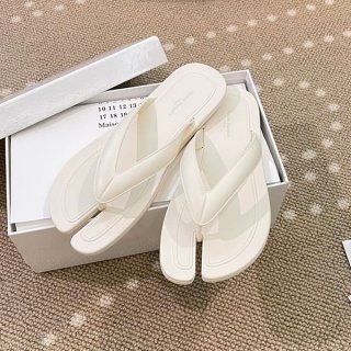 ハイブランド メゾン マルジェラ tabi スプリットトゥ トングサンダル 本物 Mai79039 ハイブランド メゾン マルジェラ tabi スプリットトゥ トングサンダル 本物 Mai79039