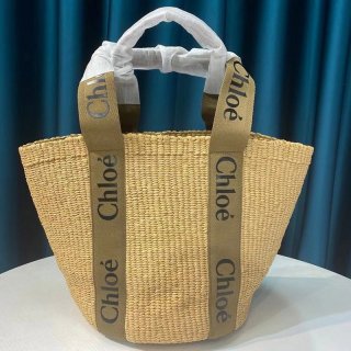 日本未入荷 クロエ woody 本物 かごバッグ ☆ラフィアトートバッグ☆送料込 CHC21US380E6520F 日本未入荷 クロエ woody 本物 かごバッグ ☆ラフィアトートバッグ☆送料込 CHC21US380E6520F
