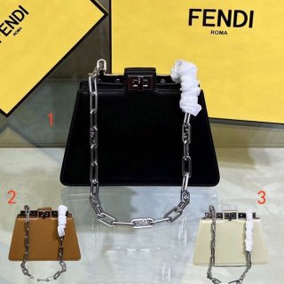 おすすめ フェンディ ピーカブーカット プチ レザー 本物 オーロックチェーン fev00387