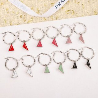 【プラダ】シンボルペンダントピアス 本物パラジウム 注目度抜群! puv50763 【プラダ】シンボルペンダントピアス 本物パラジウム 注目度抜群! puv50763