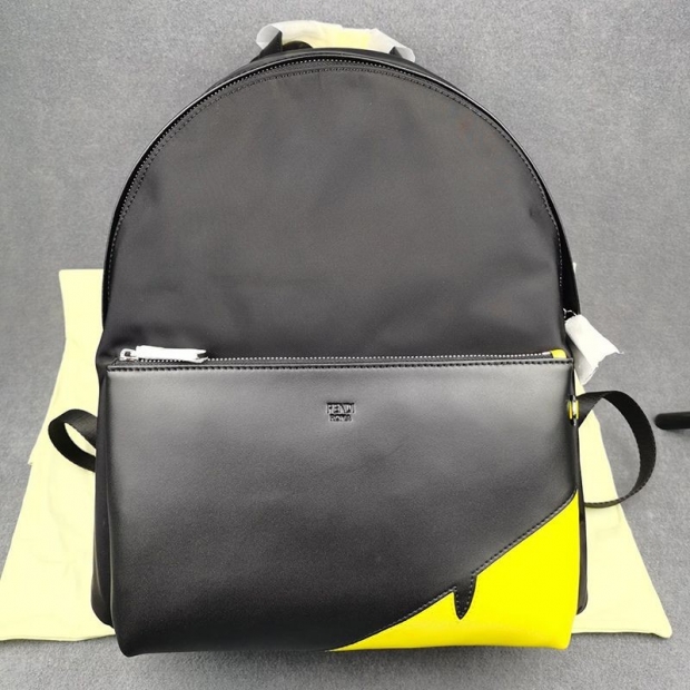 超希少！フェンディ バグズアイ 本物 ナイロン レザー バックパック fez96637