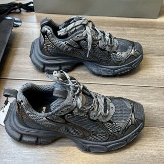 人気急上昇 バレンシアガ SNEAKERS スニーカー 本物 baj28588 人気急上昇 バレンシアガ SNEAKERS スニーカー 本物 baj28588