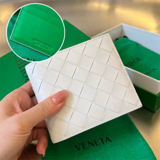 ボッテガヴェネタ 本物 イントレチャート 二つ折りウォレット box46937 ボッテガヴェネタ 本物 イントレチャート 二つ折りウォレット box46937