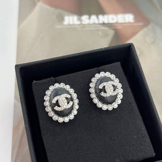 定番人気 シャネル cc ピアス 本物 AB9233 定番人気 シャネル cc ピアス 本物 AB9233