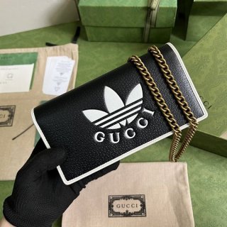 入手困難アディダス×グッチ 本物 チェーン付き ウォレット ショルダーバッグ 入手困難アディダス×グッチ 本物 チェーン付き ウォレット ショルダーバッグ