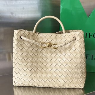 注目度抜群!ボッテガヴェネタ Andiamo 本物 レザー ショルダー バッグ boj57049 注目度抜群!ボッテガヴェネタ Andiamo 本物 レザー ショルダー バッグ boj57049