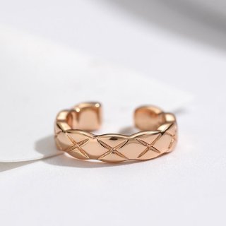 人気商品【シャネル】ココ クラッシュ イヤークリップ 本物☆シングル sha38976 人気商品【シャネル】ココ クラッシュ イヤークリップ 本物☆シングル sha38976