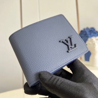 送料無料ルイヴィトン ポルトフォイユ ミュルティプル 二折財布 本物 M81822