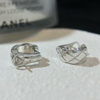 絶対欲しい!可愛い【シャネル】ココ クラッシュ ピアス 本物 shk87567 絶対欲しい!可愛い【シャネル】ココ クラッシュ ピアス 本物 shk87567