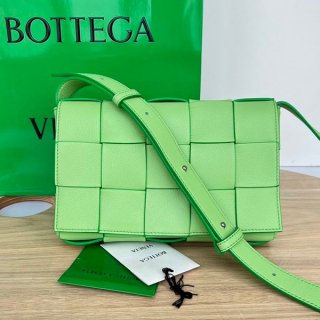 ボッテガヴェネタ コピー カセット ショルダーバッグ bof94964 ボッテガヴェネタ コピー カセット ショルダーバッグ bof94964