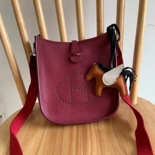 ☆超人気☆エルメス コピー エヴリン アマゾン TPM クレマンス シルバー金具 erw05551 ☆超人気☆エルメス コピー エヴリン アマゾン TPM クレマンス シルバー金具 erw05551