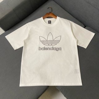 大人気!バレンシアガ アディダス コピー コラボオーバーサイズTシャツ 723976TN VN83775 大人気!バレンシアガ アディダス コピー コラボオーバーサイズTシャツ 723976TN VN83775