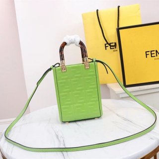 超話題!フェンディ Sunshine Shopper FF柄 レザーミニバッグ 本物 fek19106 超話題!フェンディ Sunshine Shopper FF柄 レザーミニバッグ 本物 fek19106