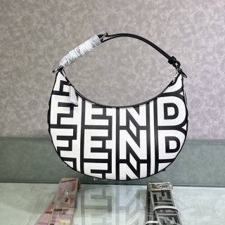 フェンディ ROMAカプセル プリント レザー バッグ 本物 fev03686 フェンディ ROMAカプセル プリント レザー バッグ 本物 fev03686