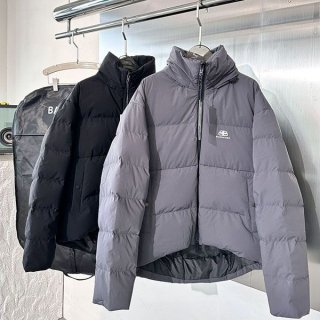 速達発送 バレンシアガ パファー コピー ダウンジャケット bao76015 速達発送 バレンシアガ パファー コピー ダウンジャケット bao76015