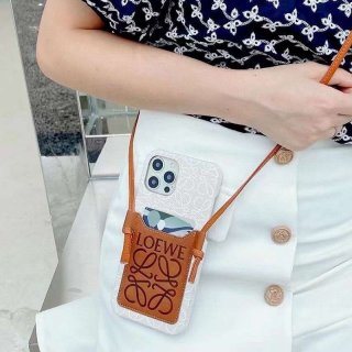 日本未入荷【ロエベ iPhone13ケース 本物】レザー スマホケース lov60307