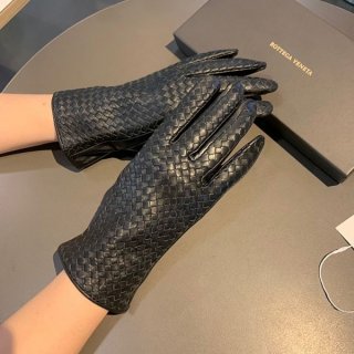 希少 ボッテガヴェネタ 本物 イントレチャートレザー グローブ bof48303 希少 ボッテガヴェネタ 本物 イントレチャートレザー グローブ bof48303