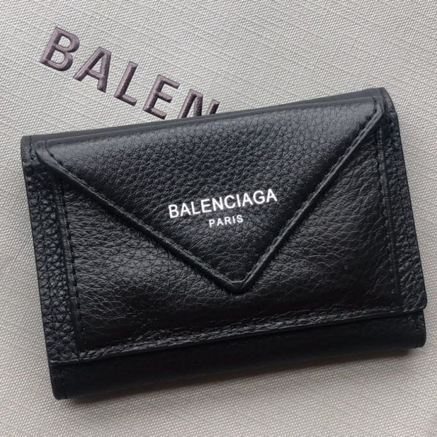 大人気！バレンシアガ 財布 本物 ペーパー ミニウォレット baq86029