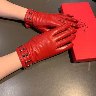 超話題!ヴァレンティノ ロックスタッズ レザーグローブ 本物 Vut87716 超話題!ヴァレンティノ ロックスタッズ レザーグローブ 本物 Vut87716