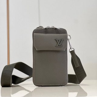 最安値挑戦ルイヴィトン フォン ポーチ ショルダーバッグ コピー vui98255 最安値挑戦ルイヴィトン フォン ポーチ ショルダーバッグ コピー vui98255