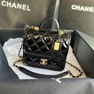 入手困難品!シャネル ショルダーバッグ AS36521 入手困難品!シャネル ショルダーバッグ AS36521