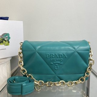 超希少!プラダ パデッドナッパレザー ショルダーバッグ コピー pup39326 超希少!プラダ パデッドナッパレザー ショルダーバッグ コピー pup39326