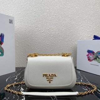 プレゼント最適プラダ サフィアーノレザー ショルダーバッグ 本物 pur98525 プレゼント最適プラダ サフィアーノレザー ショルダーバッグ 本物 pur98525