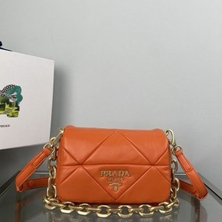 即発送プラダ ナッパレザー システム パッチワーク バッグ 本物 pui52671 即発送プラダ ナッパレザー システム パッチワーク バッグ 本物 pui52671
