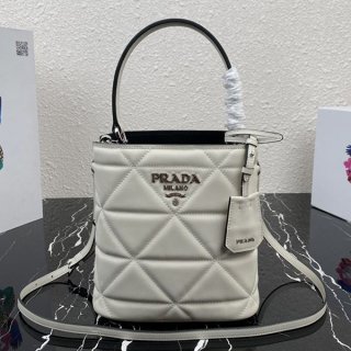 ハイブランド コラボ 2022プラダ ロゴ ハンドバッグ ショルダーバッグ 本物 pug88292 ハイブランド コラボ 2022プラダ ロゴ ハンドバッグ ショルダーバッグ 本物 pug88292
