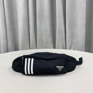 日本未入荷ブラック×アディダス 本物 コラボベルトパック pug57127 日本未入荷ブラック×アディダス 本物 コラボベルトパック pug57127